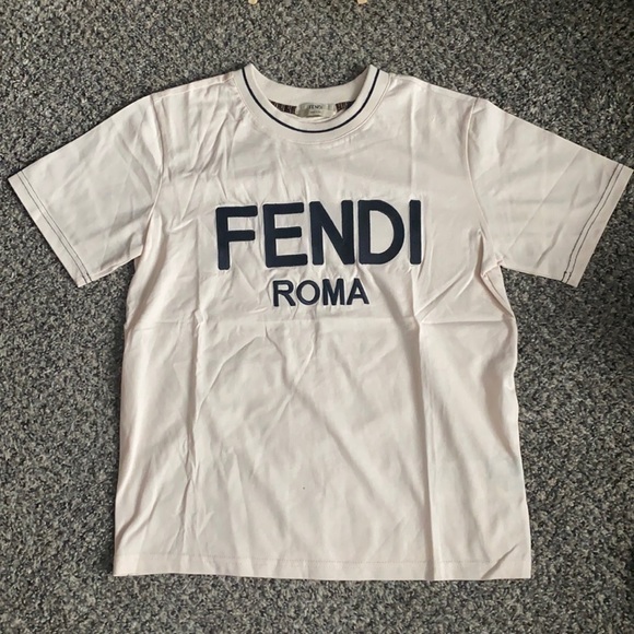 Fendi Roma Embroidered T-Shirt - Picture 5 of 8